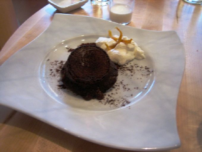 vinto molten cake