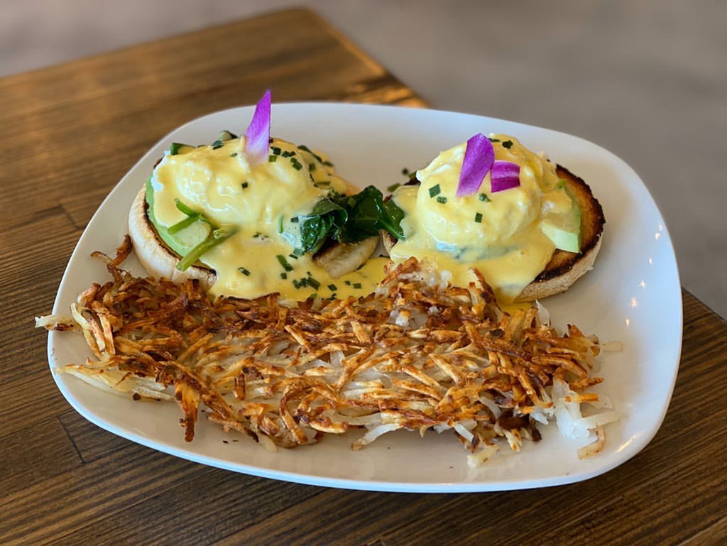 Eggs In The City - benedict (Salt Plate City)