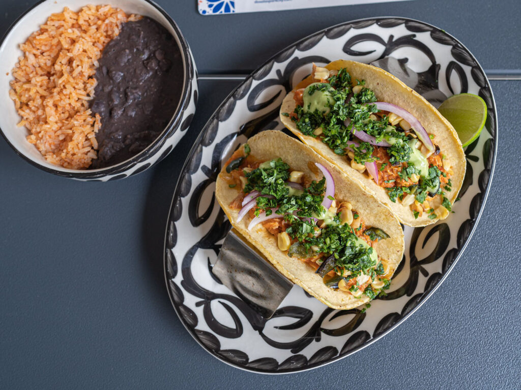 Dos Olas - tinga de pollo tacos rice beans