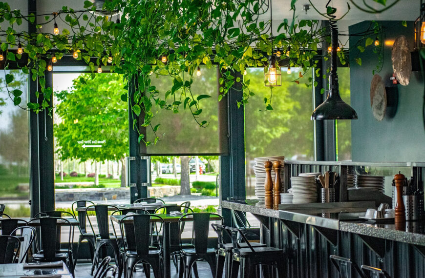 Porch restaurant in Daybreak Utah (Porch)