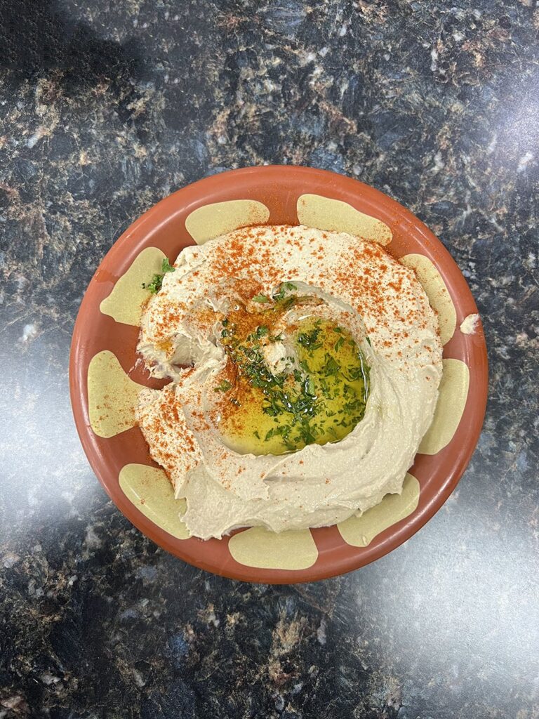 Beirut Cafe - hummus