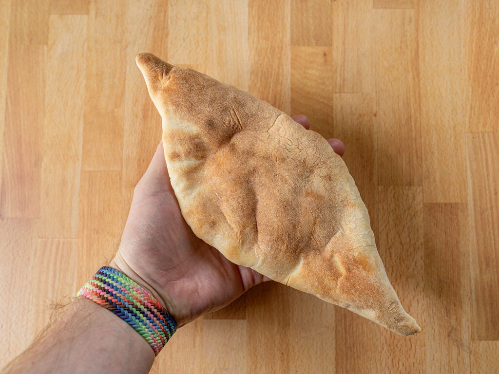 PIta House - Iraqi samoon bread