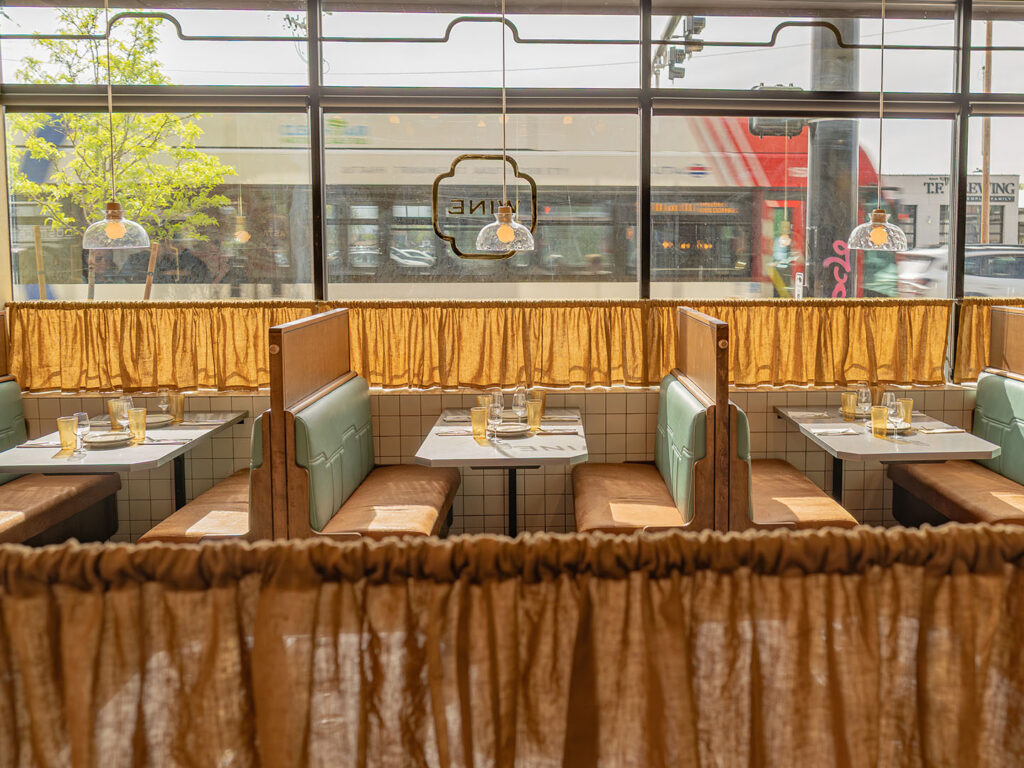 Cosmica - booths and cafe curtains (Gastronomic SLC)