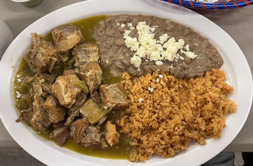 La Fondita - costilla de puerco (Ryan Duggal)