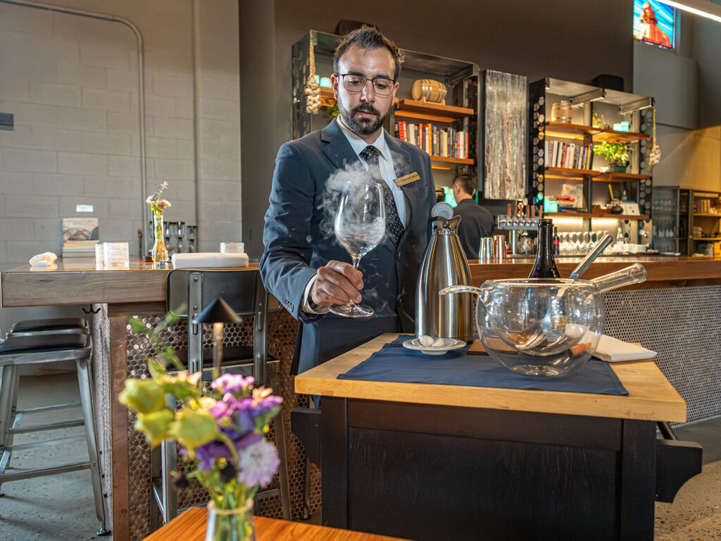 Monte - Ignacio Cittadini prepares intermezzo (Gastronomic SLC)