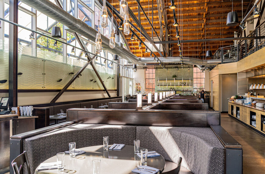 Current Fish & Oyster - interior (Gastronomic SLC)