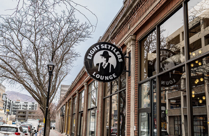 Eight Settlers Lounge - exterior (Gastronomic SLC)