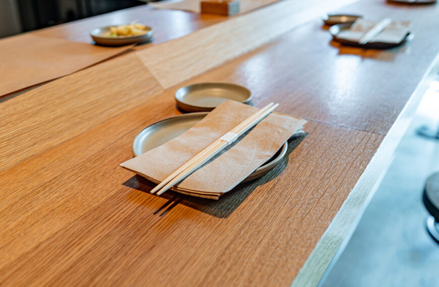Momomaru - chopsticks place setting (Gastronomic SLC)